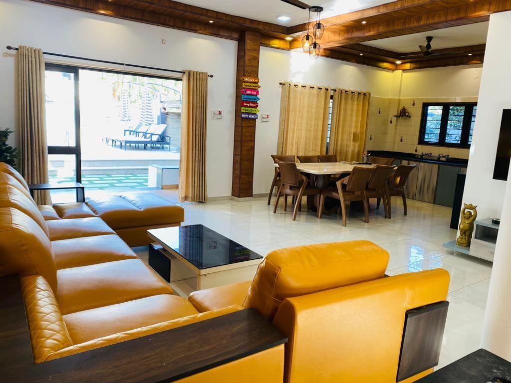 Aqua Villa Luxury Home Stay Lonavala Extérieur photo